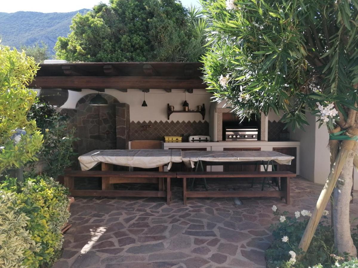 Casa Vacanze Villa Rosa Cala Gonone Exterior foto