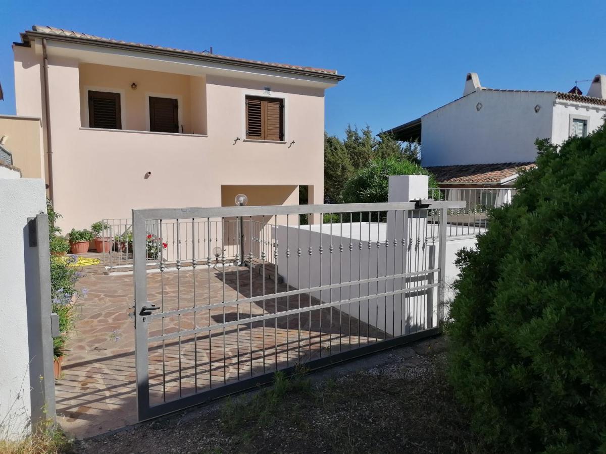 Casa Vacanze Villa Rosa Cala Gonone Exterior foto