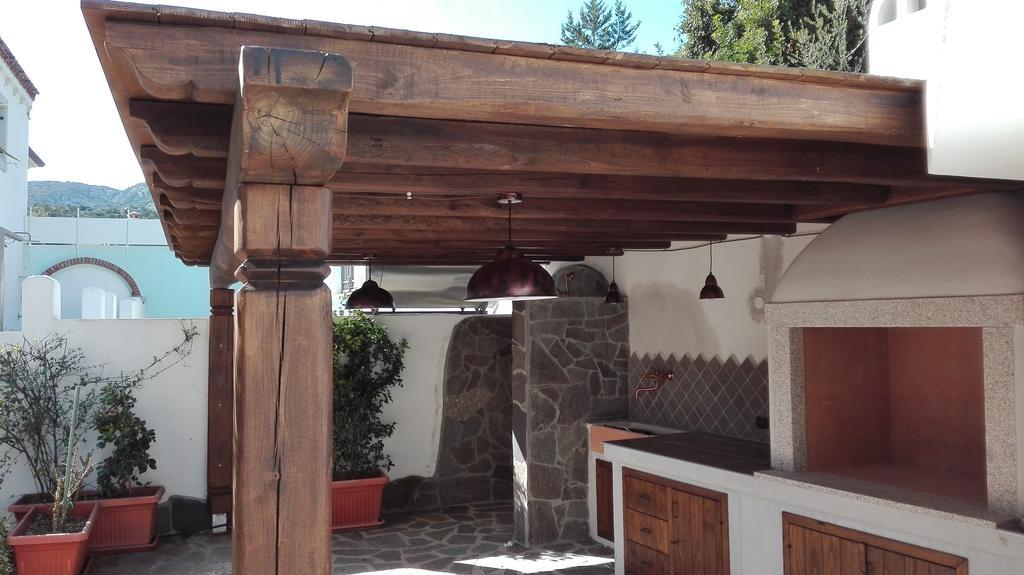 Casa Vacanze Villa Rosa Cala Gonone Exterior foto